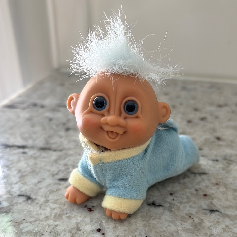 Vintage 90s crawling baby Russ Troll